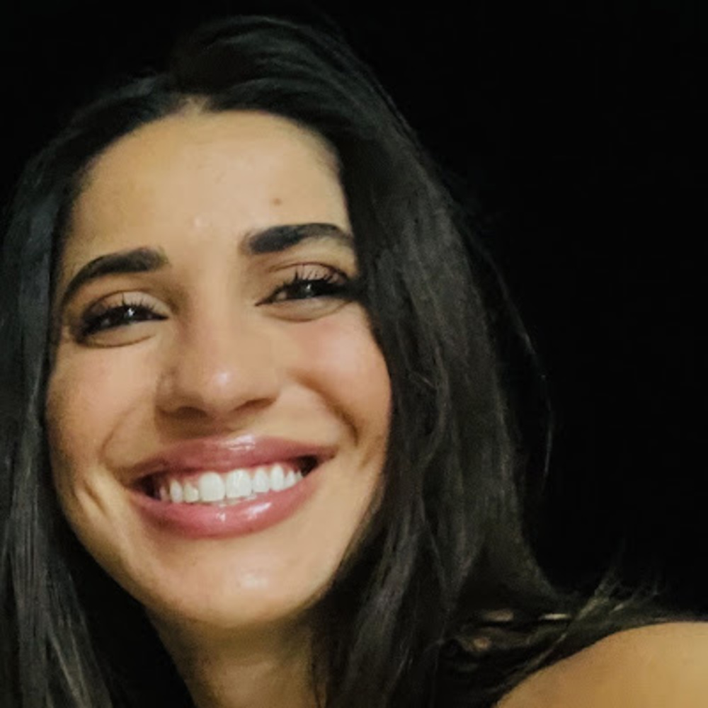 Meet your Posher, Raquel